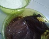 Foto langkah ke 5 dari resep Brownies Pandan Kukus (ala) Amanda.