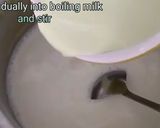 A picture of step 3 of Custard trifle.