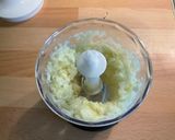 Une image de l'étape 8 de Gratin d’épinards au jambon, pignons de pin et floraline.