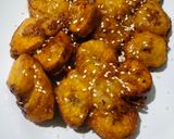 Foto langkah ke 5 dari resep Pisang Goreng Madu Wijen.