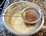 Foto del paso 4 de la receta: Pastel de leche condensada y chocolate