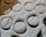Foto del paso 5 de la receta: Bizcochitos salados