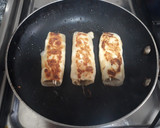 Foto del paso 3 de la receta: Rollitos de salmón y anguriñas sobre parmentier