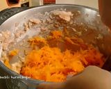 Foto langkah ke 3 dari resep Sawi Gulung Ayam Saffron.