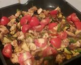 A picture of step 5 of Chicken breast with patty pan & basil.