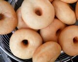 Foto langkah ke 7 dari resep Donat Menal Menul With Metode Autolysis.