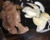 Foto langkah ke 2 dari resep Sapo Tahu ayam.