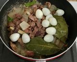 Foto langkah ke 6 dari resep Oseng Kikil, Ati Ampela Ayam, dan Telur Puyuh.