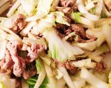 A picture of step 6 of Melt-in-Your-Mouth Napa Cabbage and Pork Udon Hot Pot.