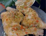 Gambar langkah 4 resipi Ayam rebus Thai.
