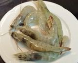 Foto del paso 3 de la receta Merluza a la vasca con langostinos