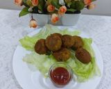 A picture of step 6 of Veg cheese balls.