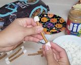 Foto del paso 2 de la receta: Halloween cotonetes sucios