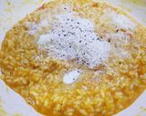 Foto del passaggio 7 della ricetta Risotto zucca mantovana, speck e habanero