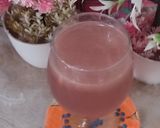 A picture of step 6 of Pomegranate juice.