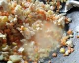 Foto langkah ke 3 dari resep *Chicken Pie*.