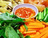 Hình bước làm 2 của món Gỏi Bưởi Gà
