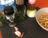 Foto del paso 1 de la receta: Pan de pipa relleno de falafel y salsa tsatsiki