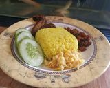 Foto langkah ke 5 dari resep Nasi kuning magic com bybundabi.