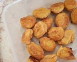 A picture of step 5 of Pepe daal r borar torkari/ Papaya daal fritter sabji.
