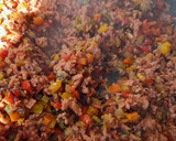 Foto del paso 3 de la receta: Picadillo de ternera con patatas y arroz