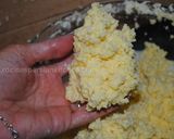 A picture of step 4 of How to Make Homemade Butter.