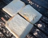 Gambar langkah 2 resipi Roti Bakar Dapur Kayu.