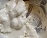 A picture of step 4 of Strawberry Cheesecake.