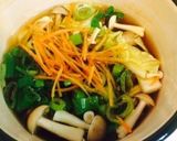A picture of step 2 of [15-Minute] Late-Night Snack: Vegetable and Egg Udon.