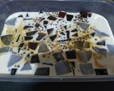 Foto langkah ke 5 dari resep Es Mocca Jelly.