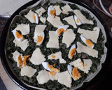 Foto del paso 4 de la receta: Tarta de acelga y atún saludable