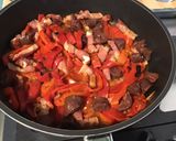 Une image de l'étape 12 de Haricots bicolores au chorizo,lard et poivrons grillés.