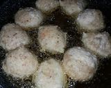 A picture of step 3 of Coconut puffs.