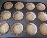 Pudinggal töltött kókuszos muffin recept fázis 3 fotója