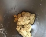 Une image de l'étape 4 de Pâte brisée épeautre, lait et origan (pour tarte salée).