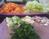 Foto langkah ke 1 dari resep Sayur Sup Praktis.