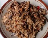 Foto langkah ke 4 dari resep Tongkol suwir pedas manis.