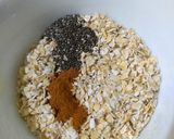 A picture of step 1 of Overnight oats and fruits.