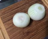 Une image de l'étape 3 de Sauces aux trois piments, coriandre et radis noir.