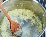 A picture of step 8 of Classic Tomato Spaghetti.
