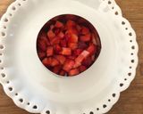 Foto del passaggio 3 della ricetta “Risotto tartare” di fragole al rosmarino