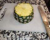 Foto del paso 1 de la receta: Brochetas de piña con frutas variadas