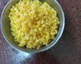 A picture of step 1 of Dal stuffed paratha.