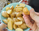 Foto del paso 5 de la receta: Fajitas de pollo con patatas bravas caseras en AirFryer Ninja Foodi Dual Zone