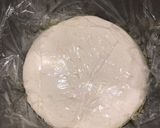 Foto del passaggio 4 della ricetta Pizze al piatto (67% idratazione) 🍕