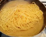 Foto del passaggio 8 della ricetta Spaghetti allo Zafferano e Crema di Ceci con Speck Croccante