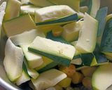 Une image de l'étape 3 de Filet de dinde et son écrasé de pommes de terre et courgettes au cook expert.