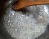 Foto del paso 2 de la receta: Pallares con espinaca, hot dog y huevo escalfado