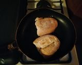 Foto del paso 2 de la receta: Tortas de jamón calientes rellenas de queso asadero