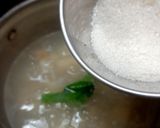 A picture of step 7 of Kolak singkong mutiara.